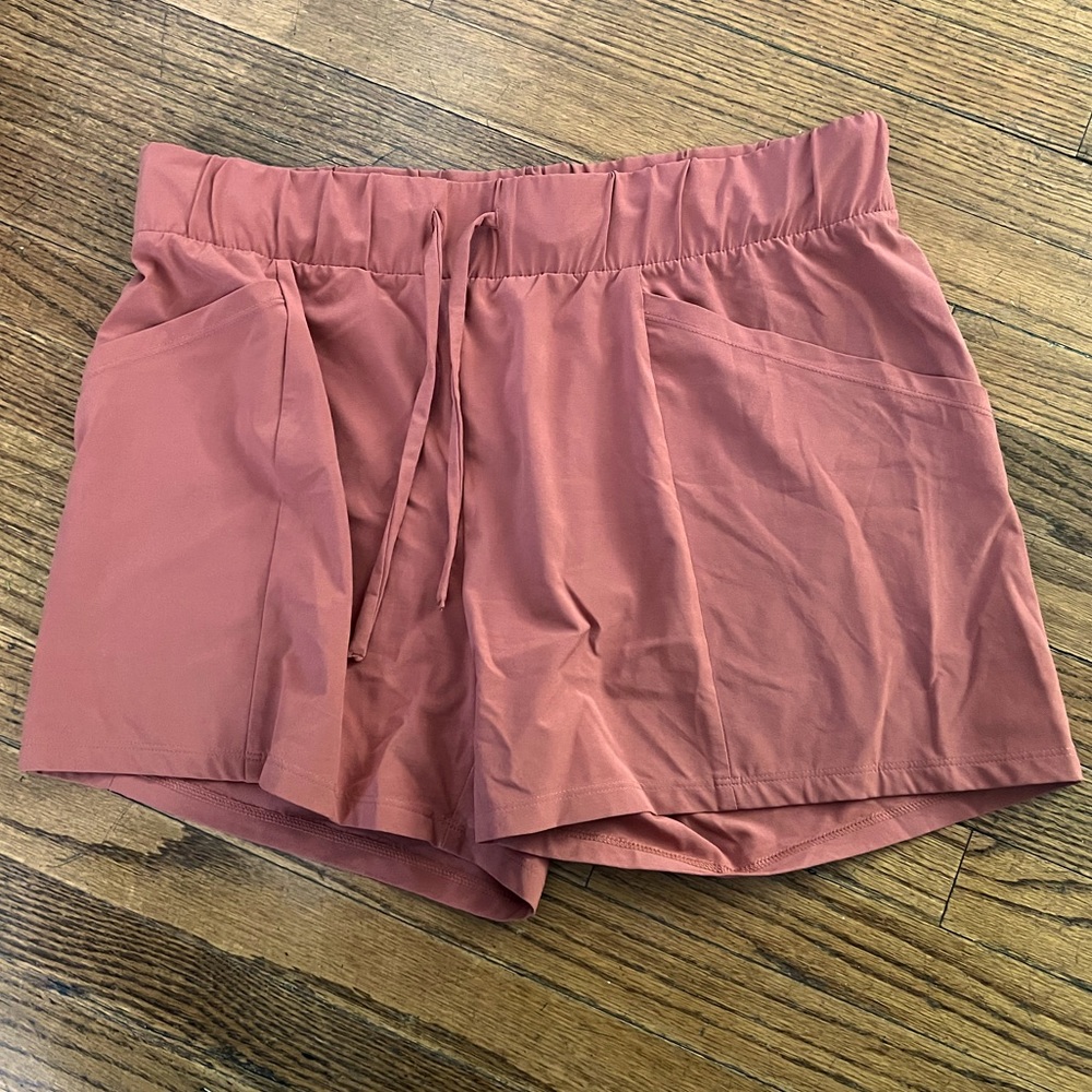 All in Motion workout shorts size M